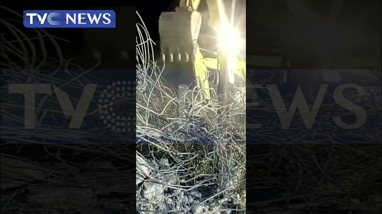 [WATCH] Rescue Efforts Ongoing At The Site Of Lagos Building Collapse