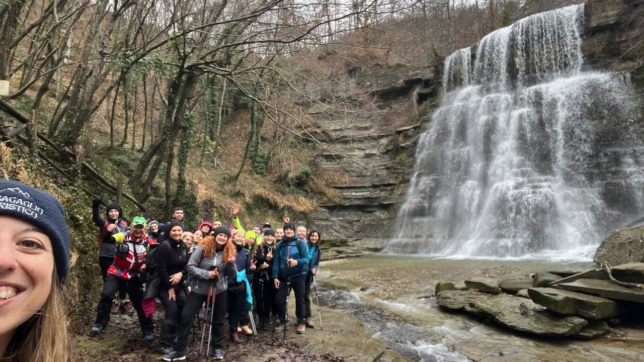 Trekking 9,67 km ad Alfero - con le cascate incantate e le rocce monumentali  20-12-2025