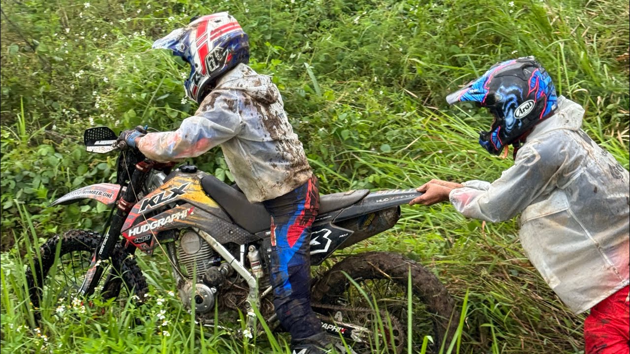 NGABUBURIT SAMBIL PELMASAN M ATHAR MOTORAN KE GUNUNG SAMA PAPA‼️