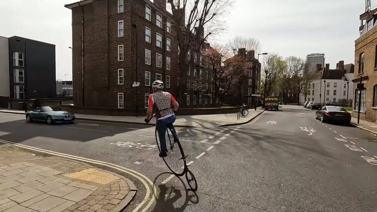 London Cobble Monster 2022