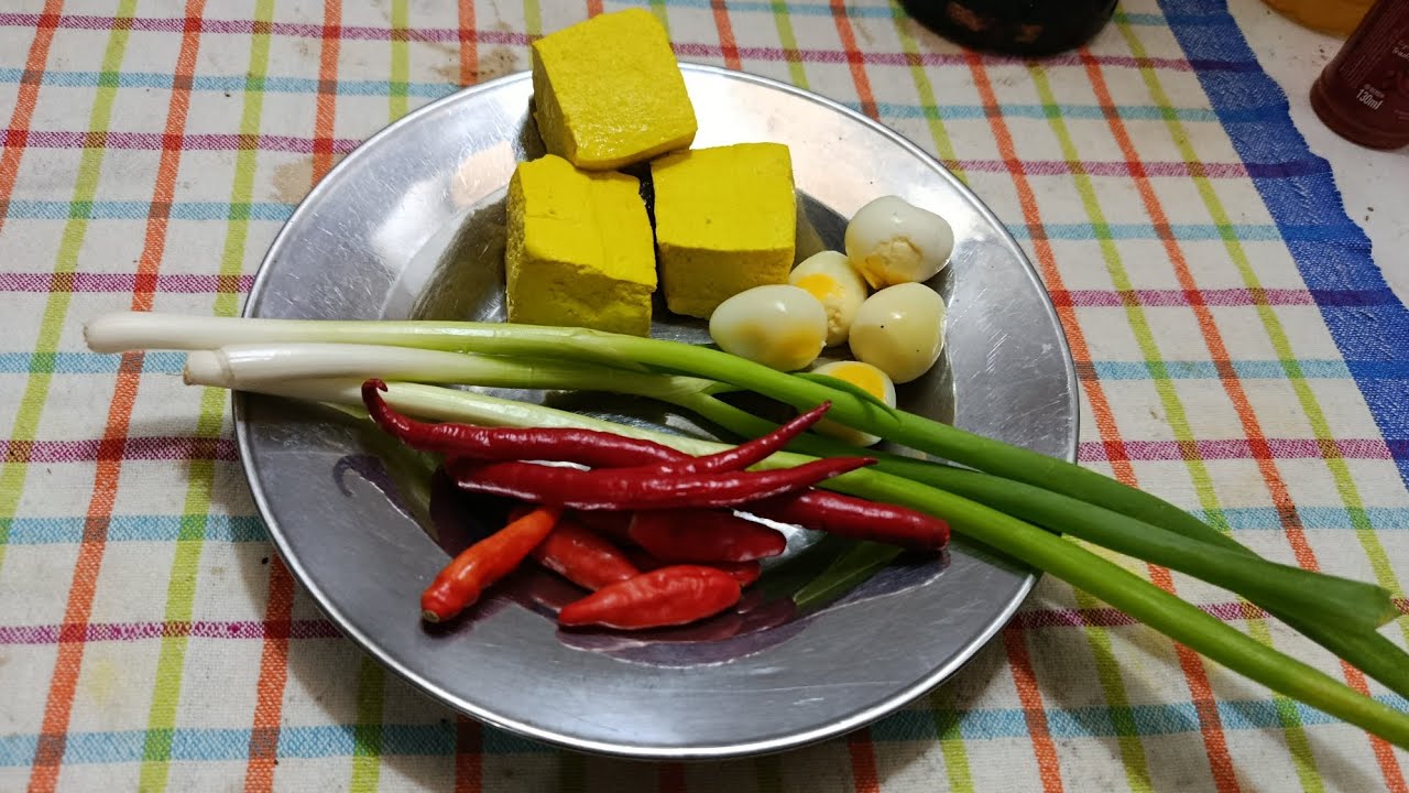 Telur puyuh sembunyi dibalik tahu bulat
