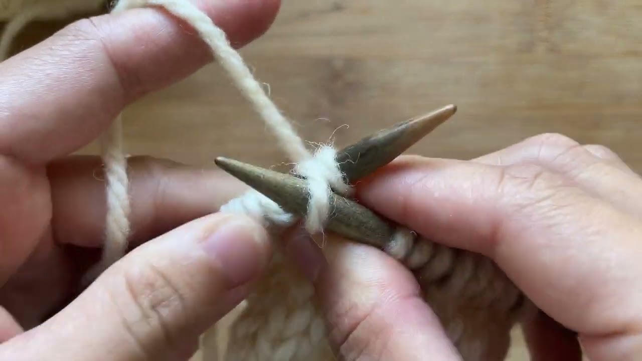 《Haruno Shawl・春野披肩》不用麻花針的右扭上針麻花 & 左扭上針麻花 (1/1RC-p, 1/1LC-p without cable needle for Haruno)