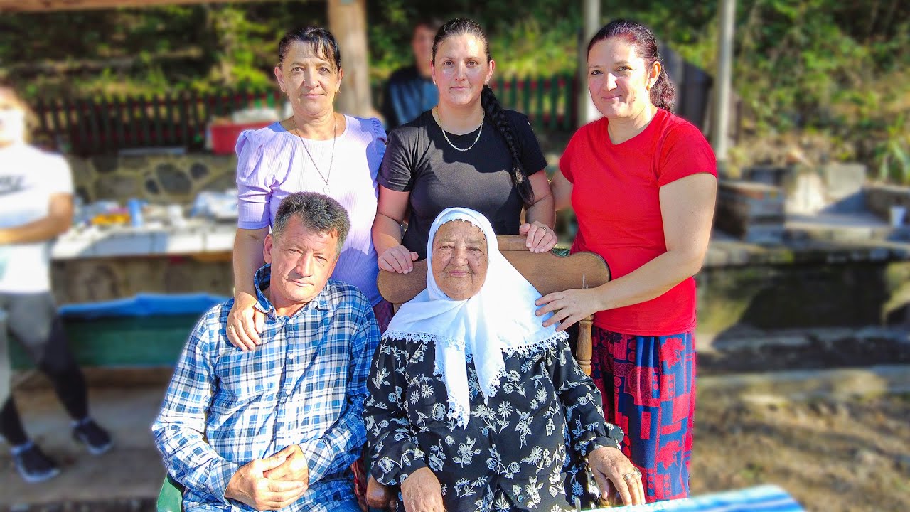 Proslavili smo 80. rođendan hadžinice Emine: 