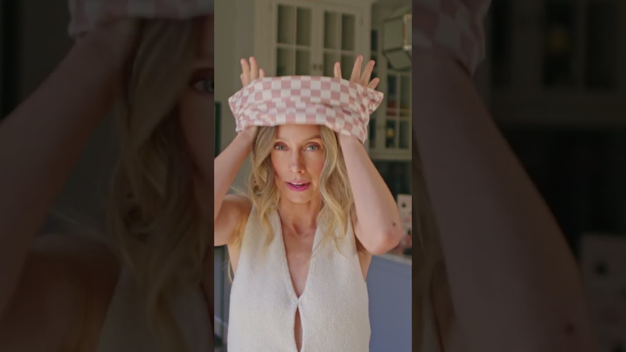 The NEW Satin-Lined Flexi Shower Cap! 💕 #hair #shower #hairtips #showerroutine #hairhacks #kitsch
