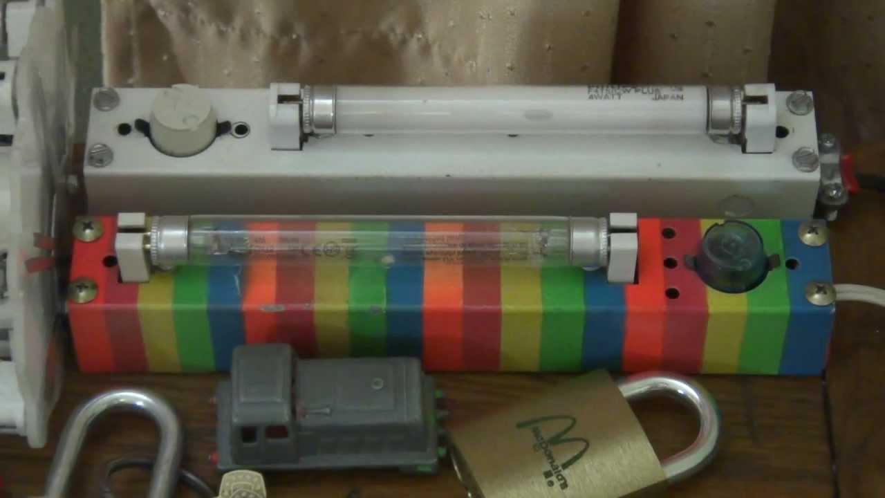 G4T5 Germicidal GE Light Bulb in my 4 watt Preheat/Switchstart Fixture