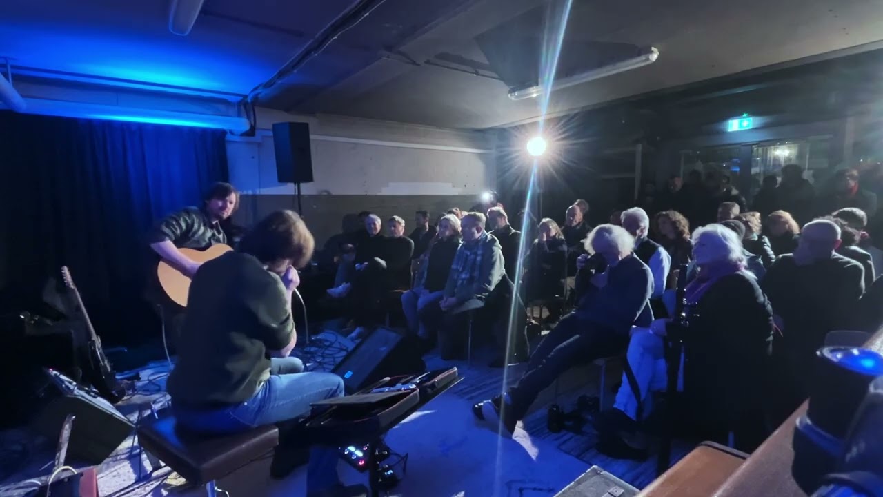 Harmonica Mondays Featuring Easca Peasca /// The Slippery Jigs
