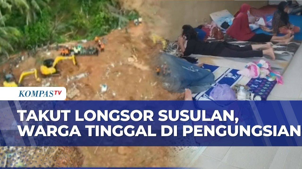 Fearing further landslides, residents of Cibeunying, Cilacap, have chosen to live in evacuation c...