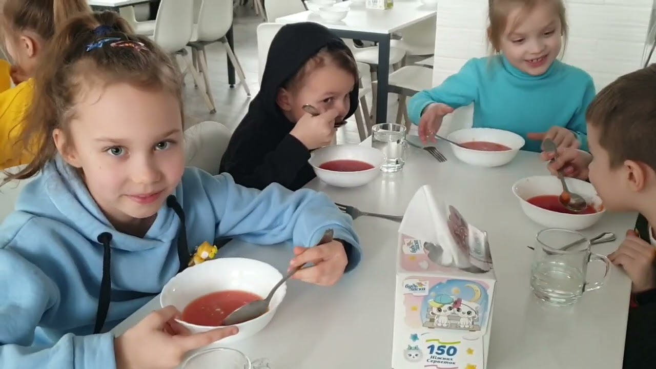 ІНСТАГРАМНА СМАЧНА  ЇЖА У МИСТЕЦЬКОМУ ЛІЦЕЇ 