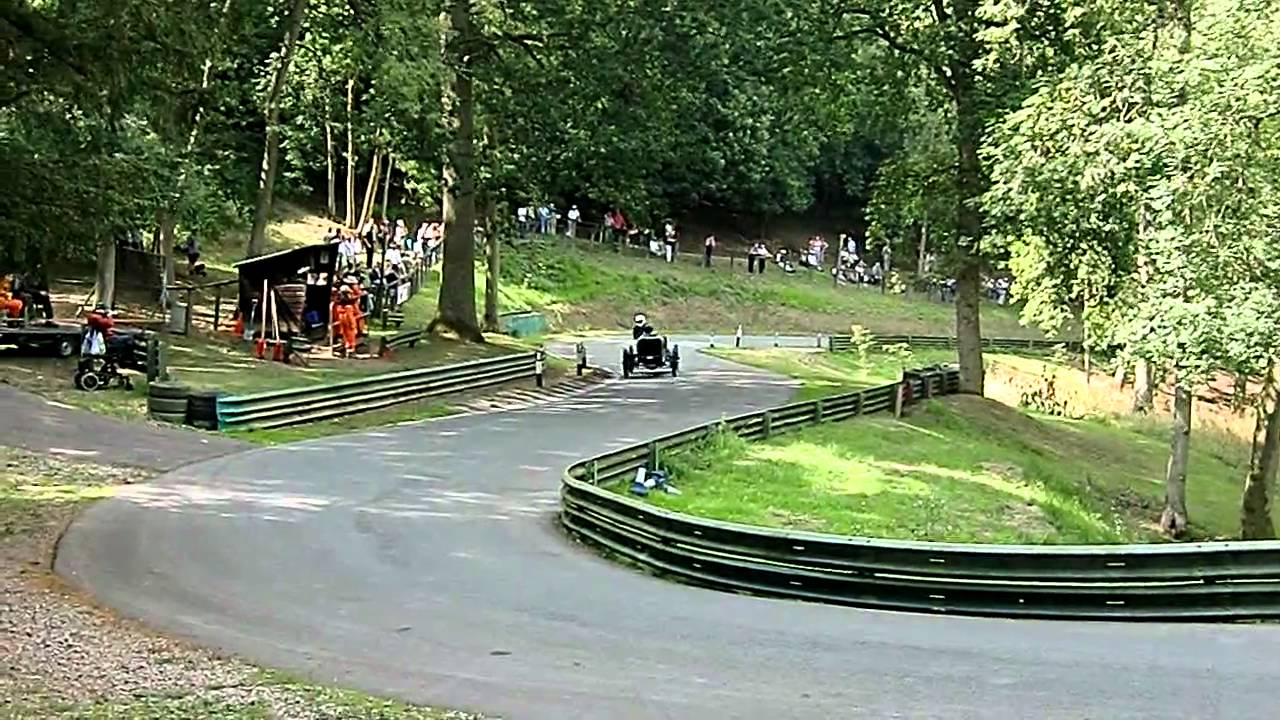 Panhard Levassor S4M 1903 on Prescott hill VSCC 2010