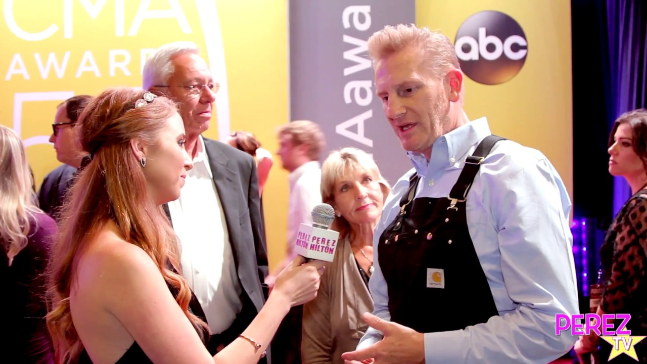 Rory Feek updates us on his daughter & Joey Feek’s legacy at the CMAs | Perez Hilton