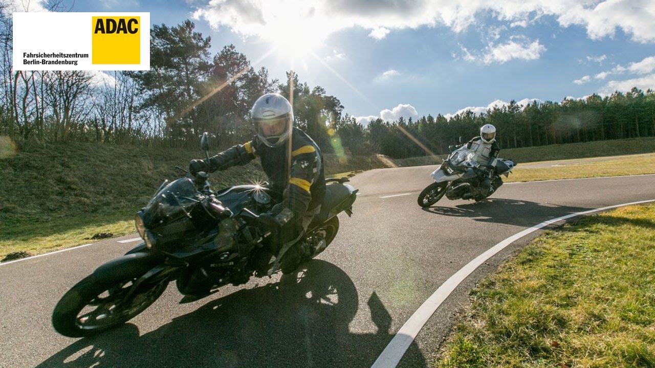 Fahrsicherheitsttraining für Motorrad | ADAC Fahrsicherheitszentrum BBR