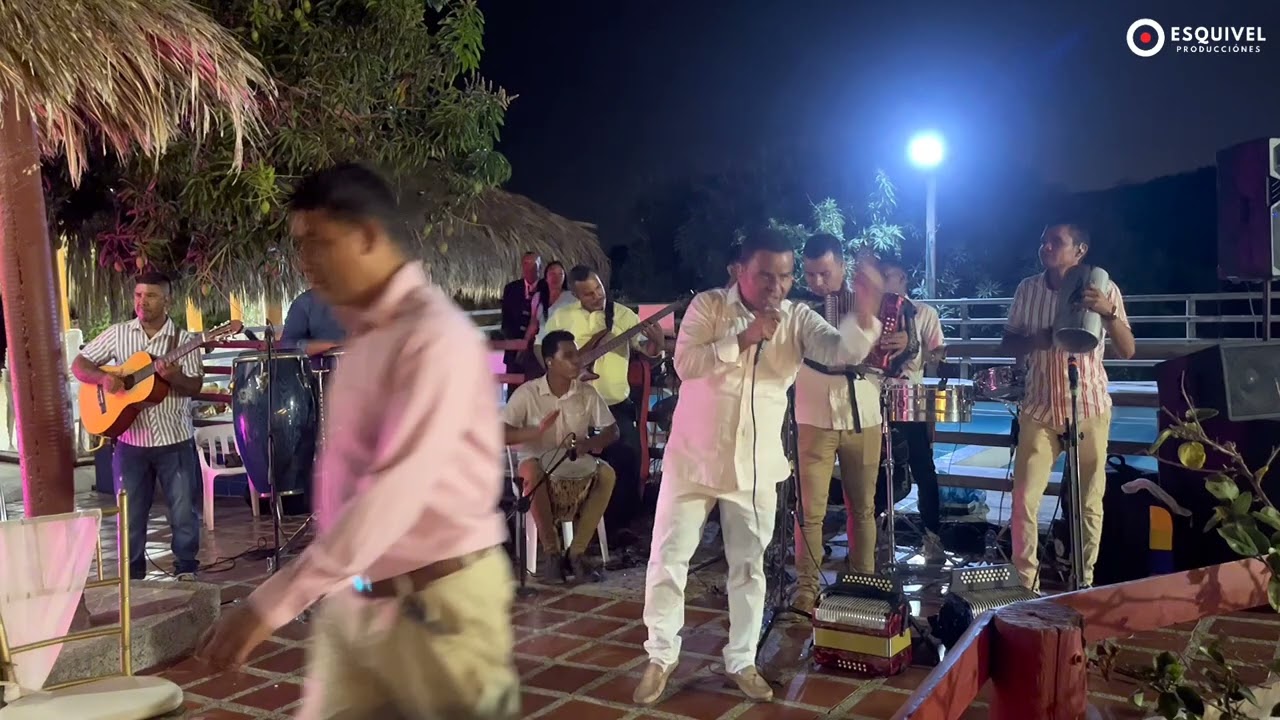 TODO LO PUEDO EN CRISTO - Eduar y José Morelo- En Turbana Bolívar - Video En Vivo.