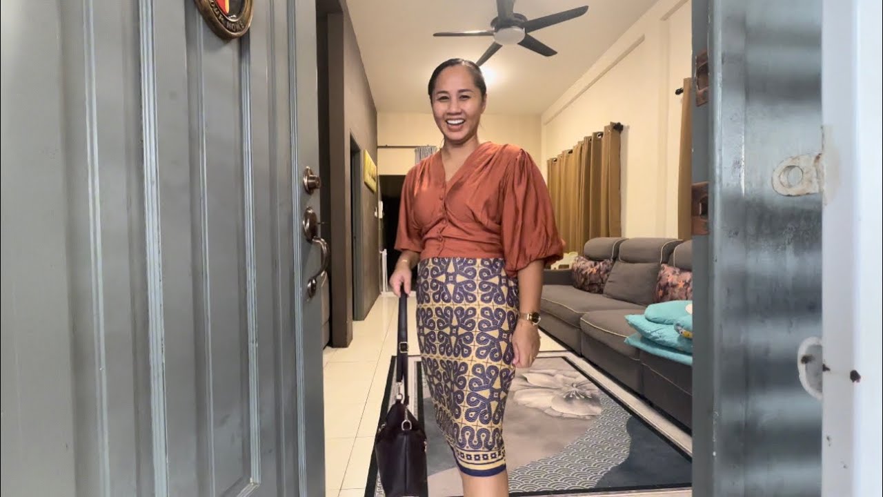 IBU BALIK KAMPUNG IBUK BAJIK SIBUK DENGAN RUTIN PAGI