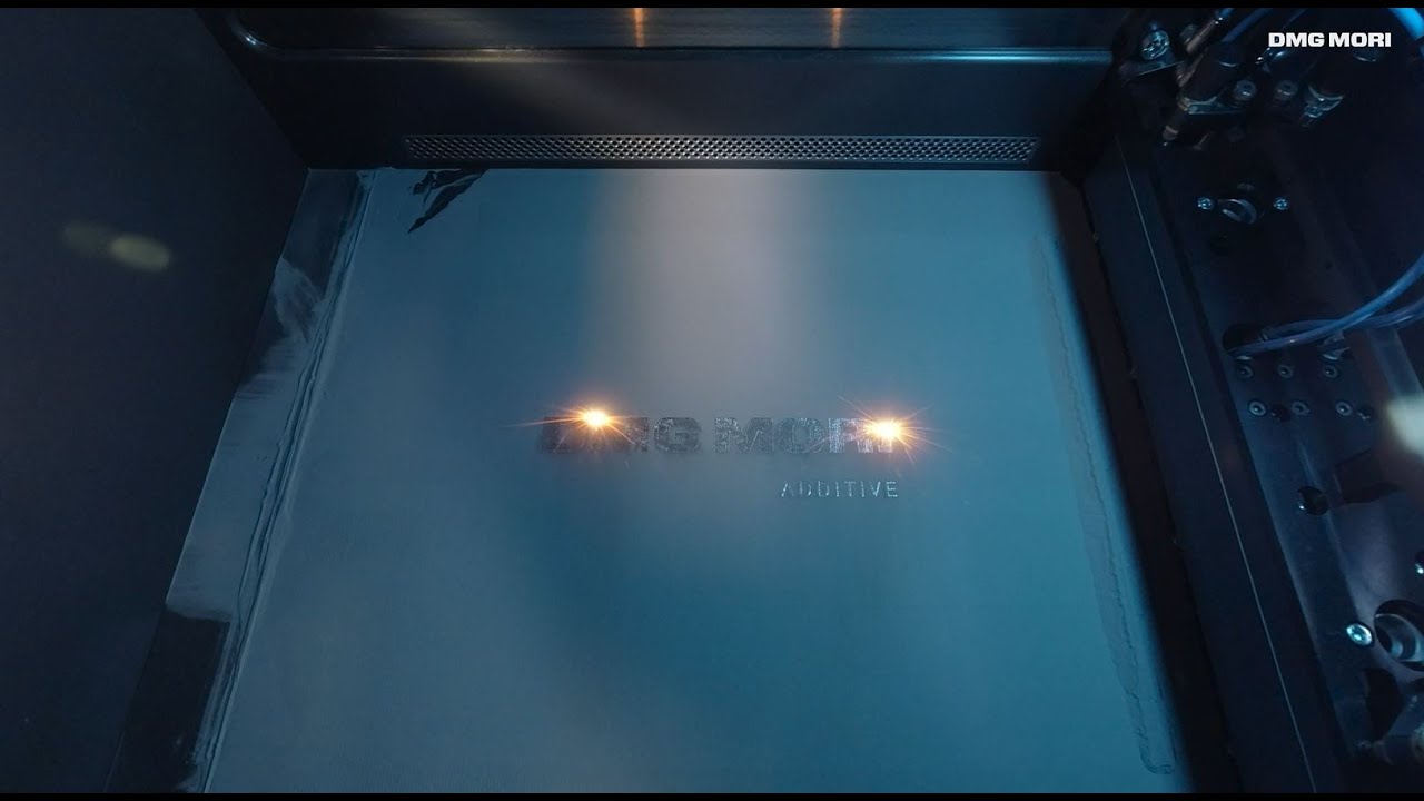 The powder-bed Additive manufacturing machine 