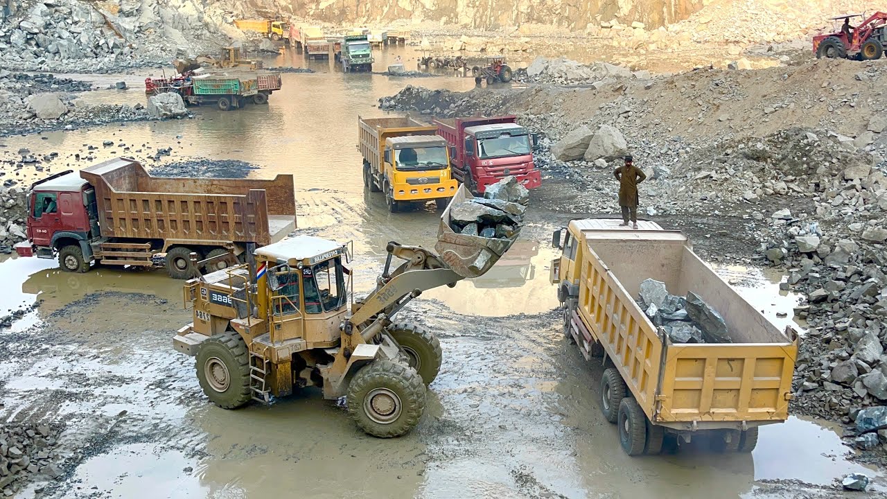 Rock 🪨 Loading Process | Caterpillar Loader🚜 Filling Trolley & Dumper Truck #catterpillar #rock 