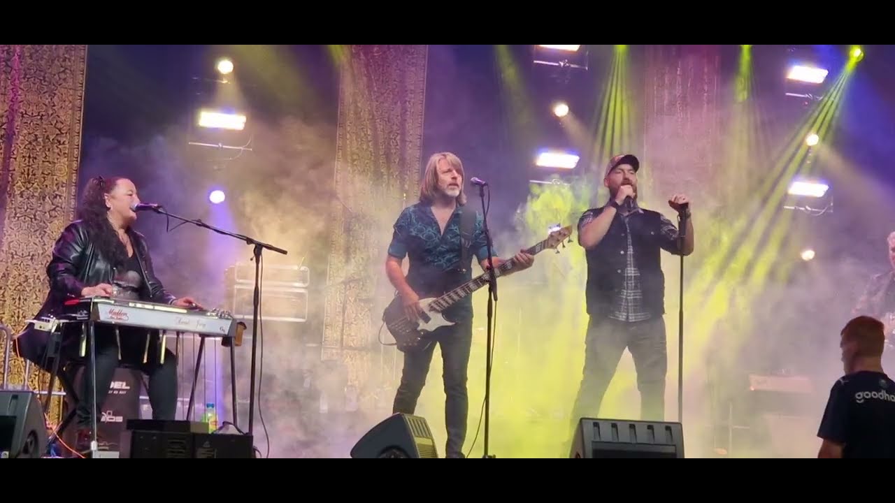 Vlog 150 pasarmalam istimewa den bosch met 2x de band van myn oom albert en the one and only trafasi