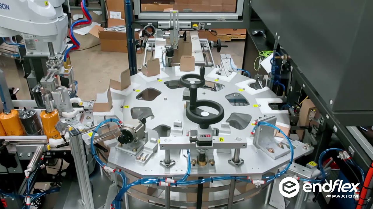 EndFlex Kartnr vertical cartoning machine with robotic loading