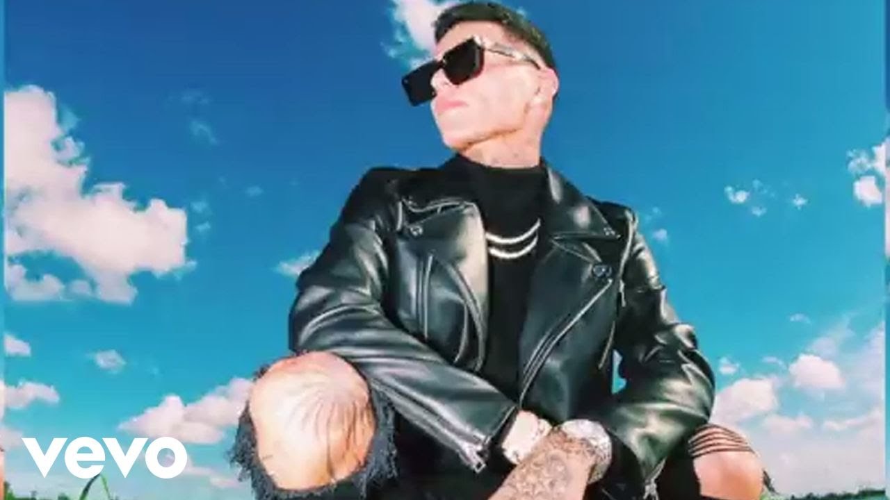 Byron Salas, Matt Hunter, Kobi Cantillo - Toca