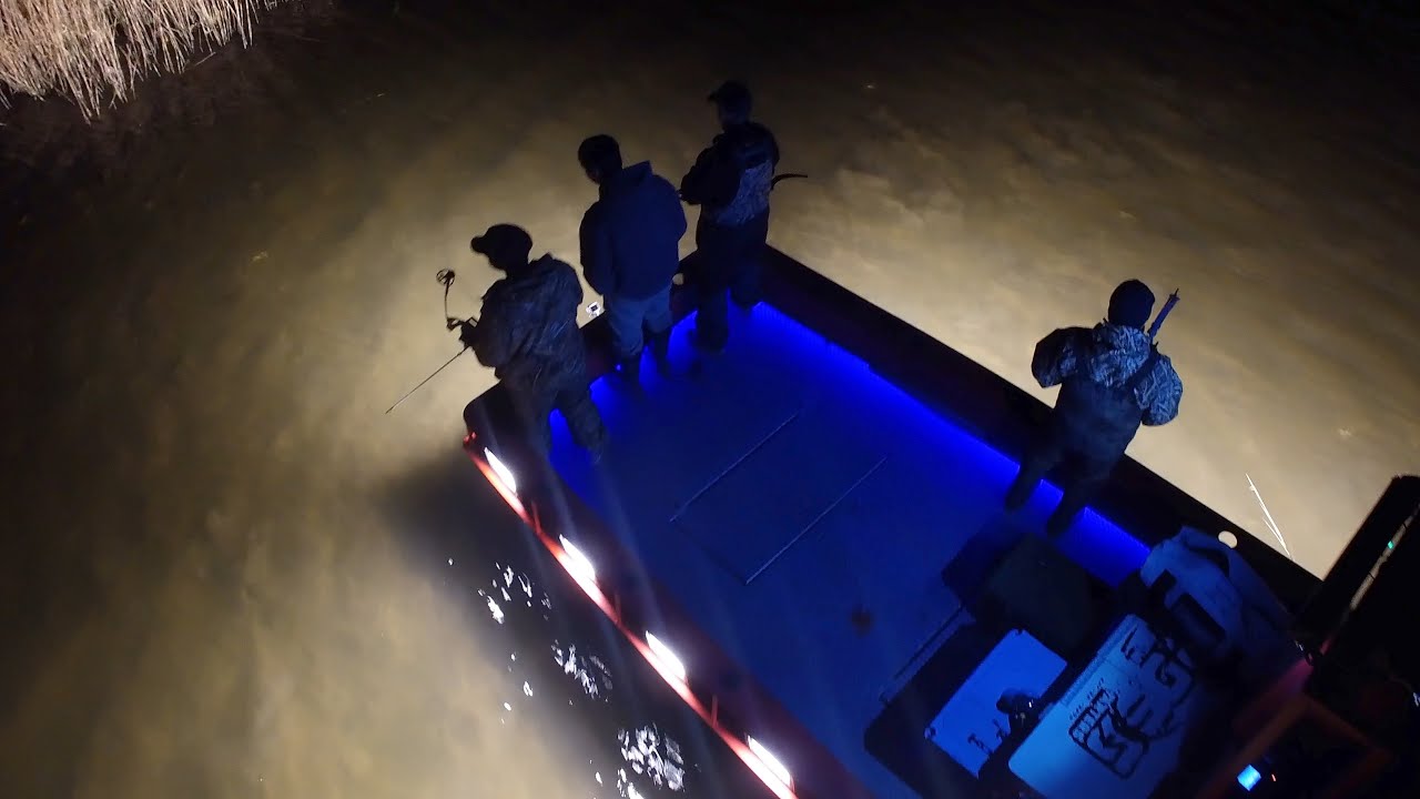 SHOW: Bowfishing out of Hopedale | JAN 28, 2019