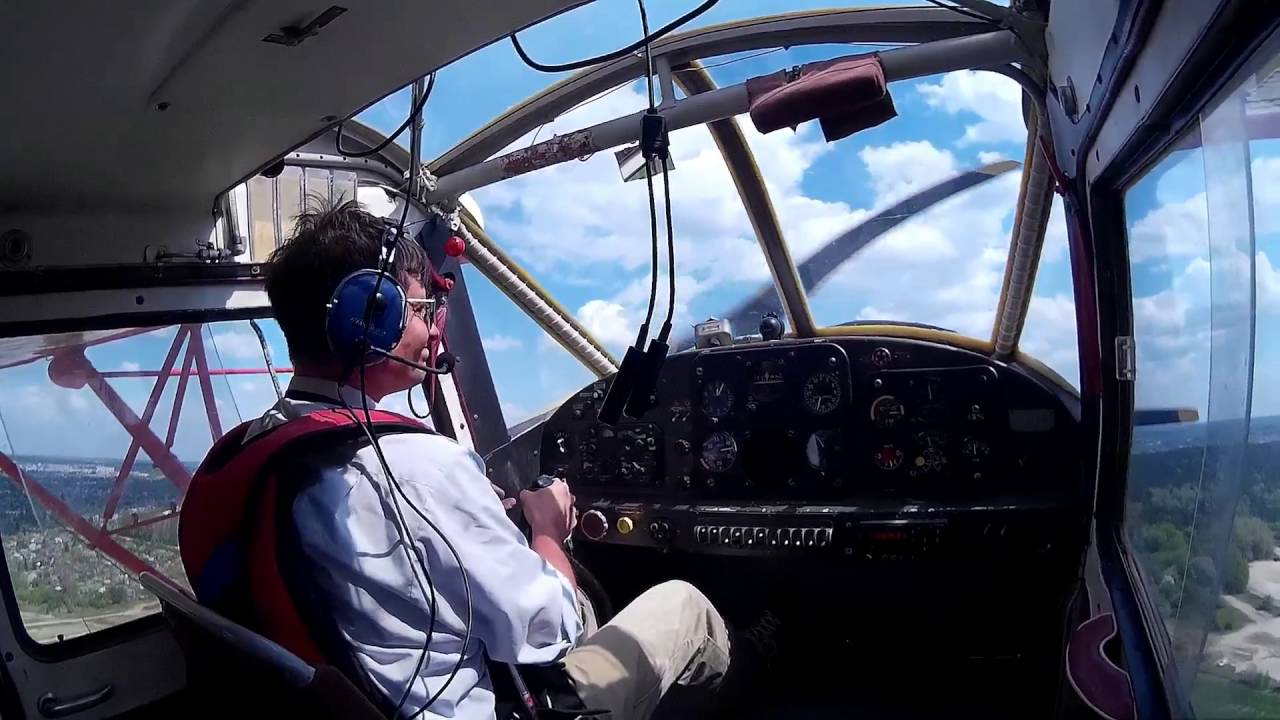 PZL- 101A Gawron tow of glider