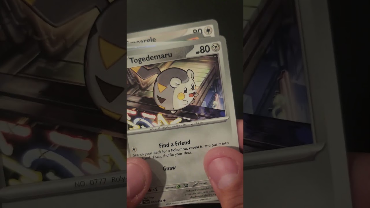 #SHORTS Rozpakowywanie losowego pakietu kart Pokemon 724