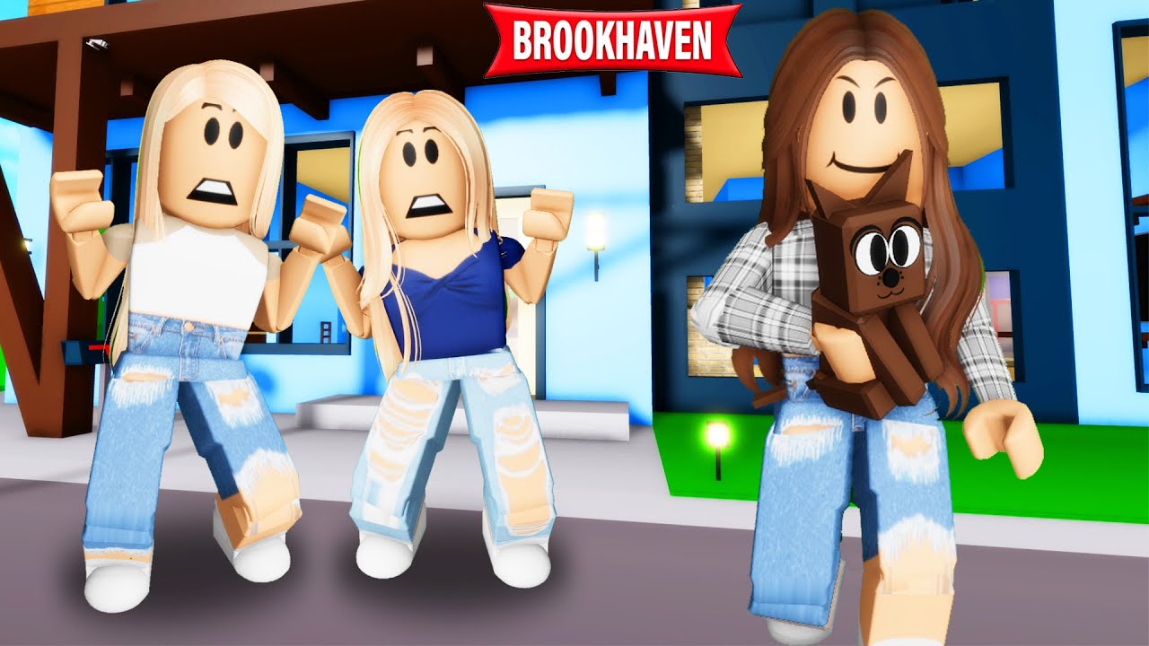 ADOTAMOS UM CACHORRINHO E A NOSSA VIZINHA PEGOU PARA ELA!!😨- Roblox - Historinhas - Brookhaven RP🏡
