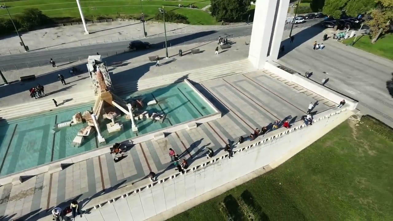 Mais um vídeo com o drone DJI NEO 2 novo vídeo do Natal á segunda parte espero que gostem Portugal. 