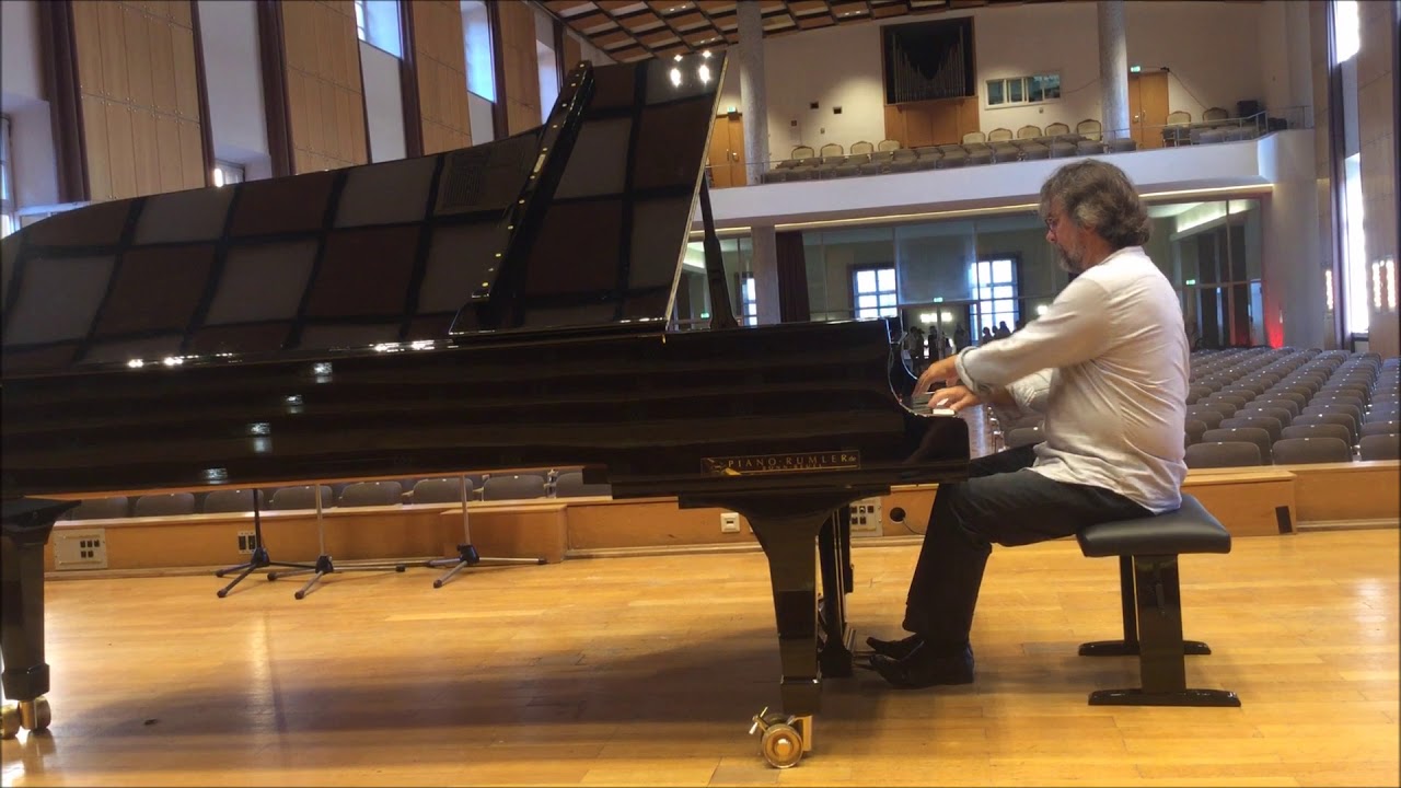 Konstantin Scherbakov plays 
