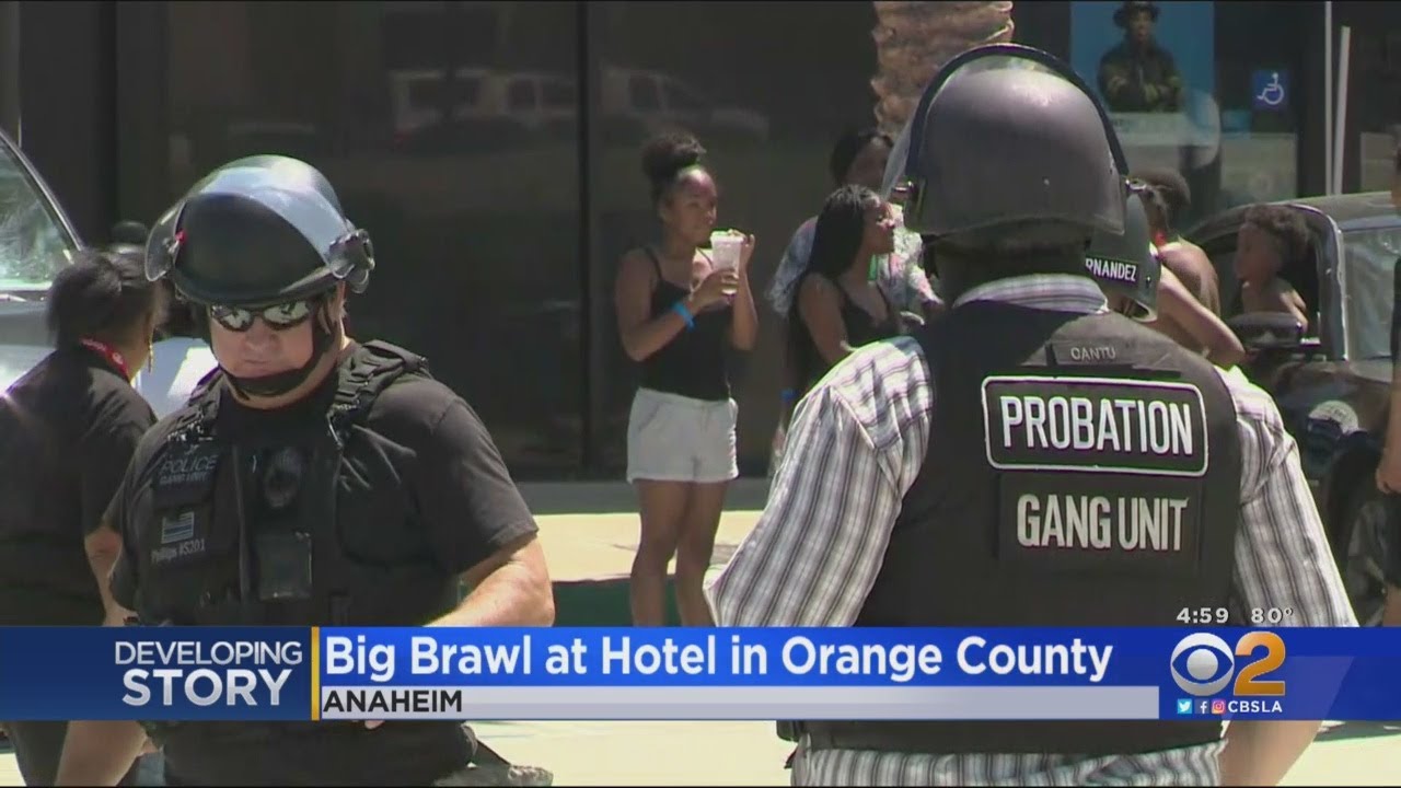 Police Say Up To 100 People Involved In Brawl At Hotel In Anaheim