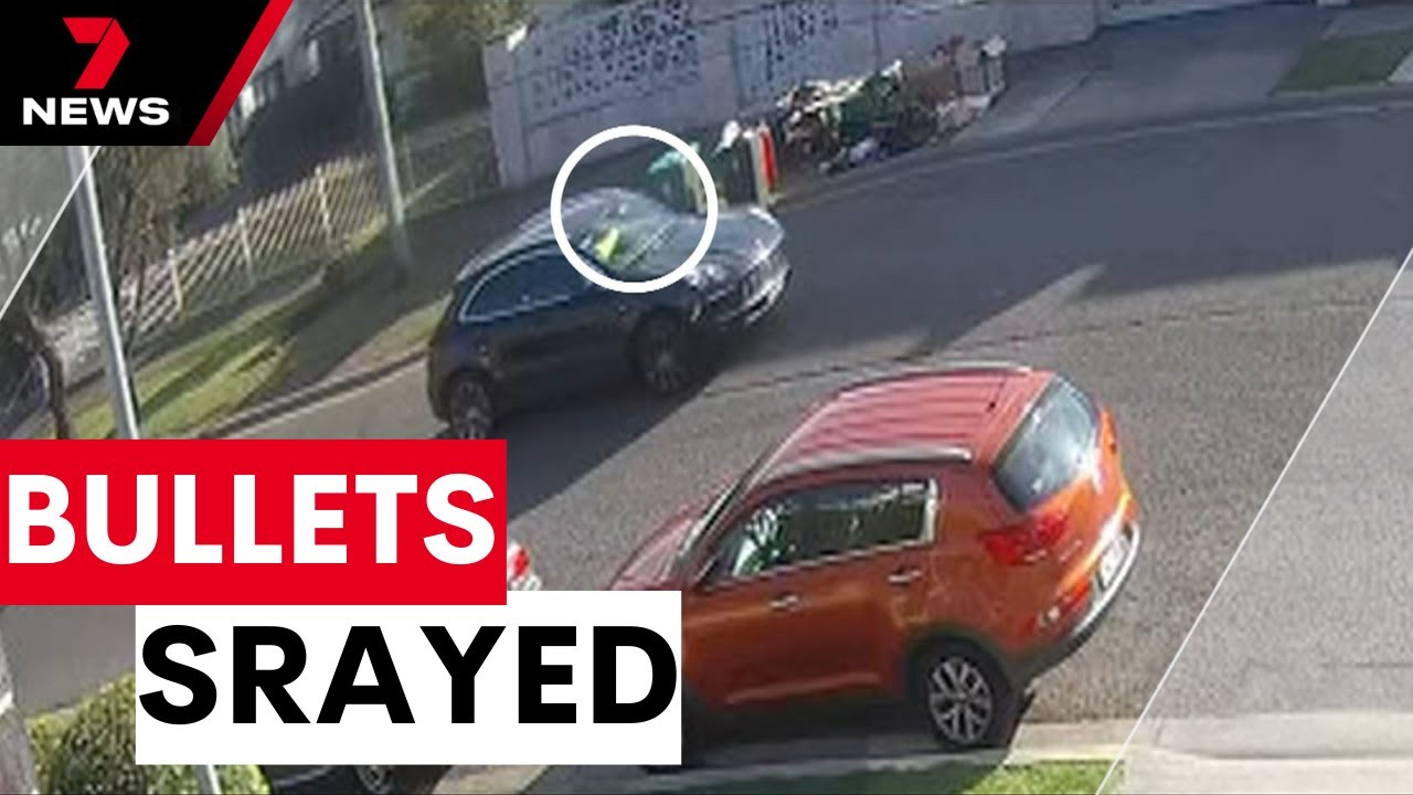 CCTV captures shooting at the home of an alleged crime boss in Merrylands | 7NEWS