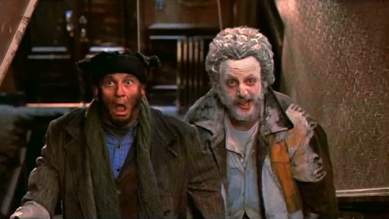 NTV Reverses The Traps from HOME ALONe 2: LOST IN NEW YORK (1992)