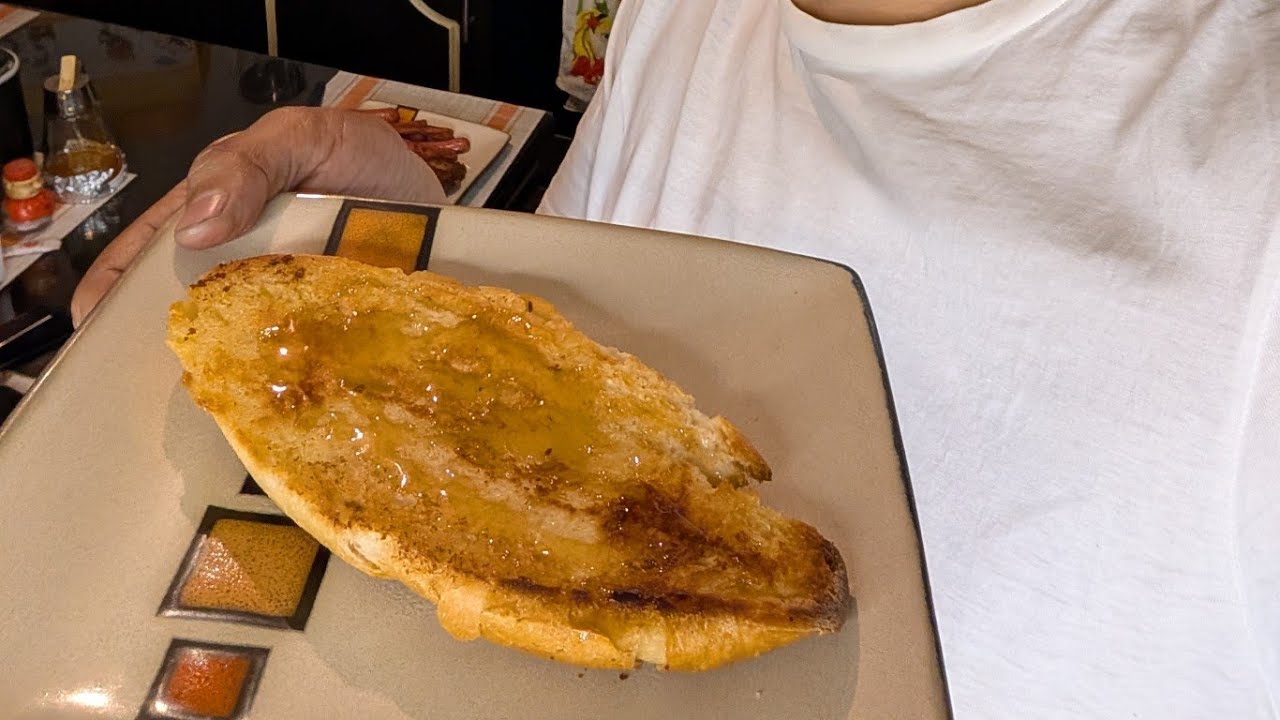OH !!! ME COMI UN PAN DURO  