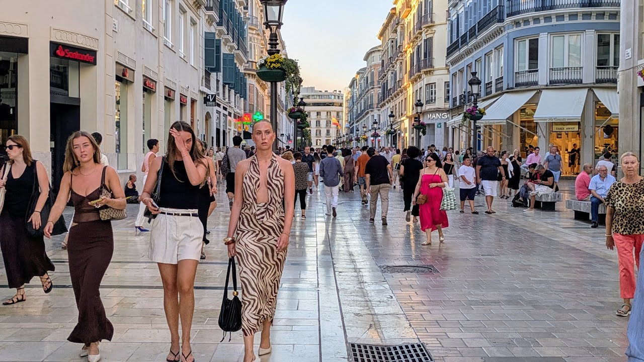 🇪🇸 Málaga City (Spain): Summer Walk (2025)