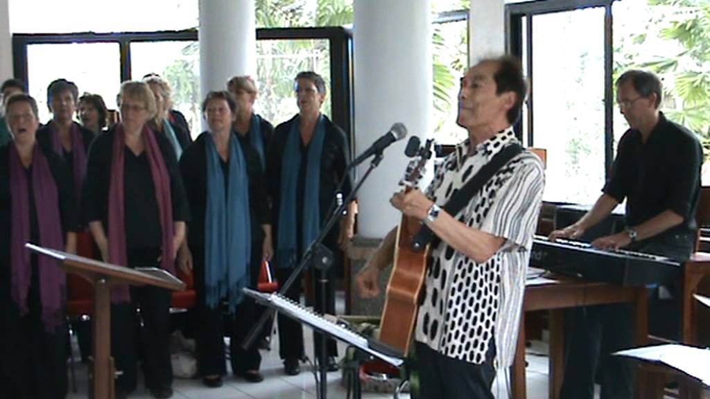 Indonesia - Colourfull City Choir Netherlands @Kampus Undhira Bali