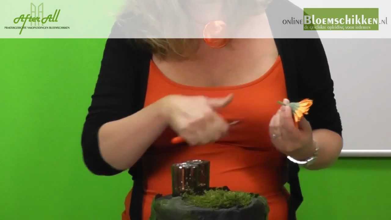 Bloementaart op Oasis steekschuim