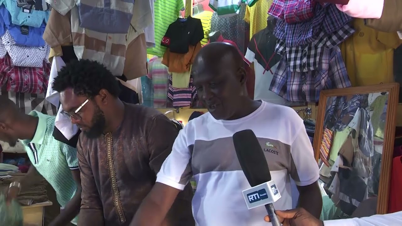 Tabaski 2024 : quand les boutiques de vêtements et ateliers de couture de Bouaké drainent du monde