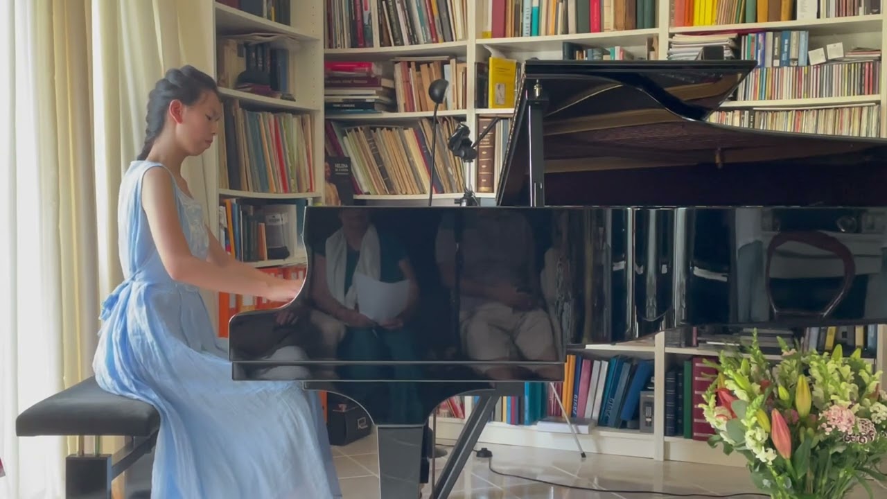 Michelle Mengyue Li - J.S. Bach - Prelude and Fuge in B minor BWV 893 WTK II
