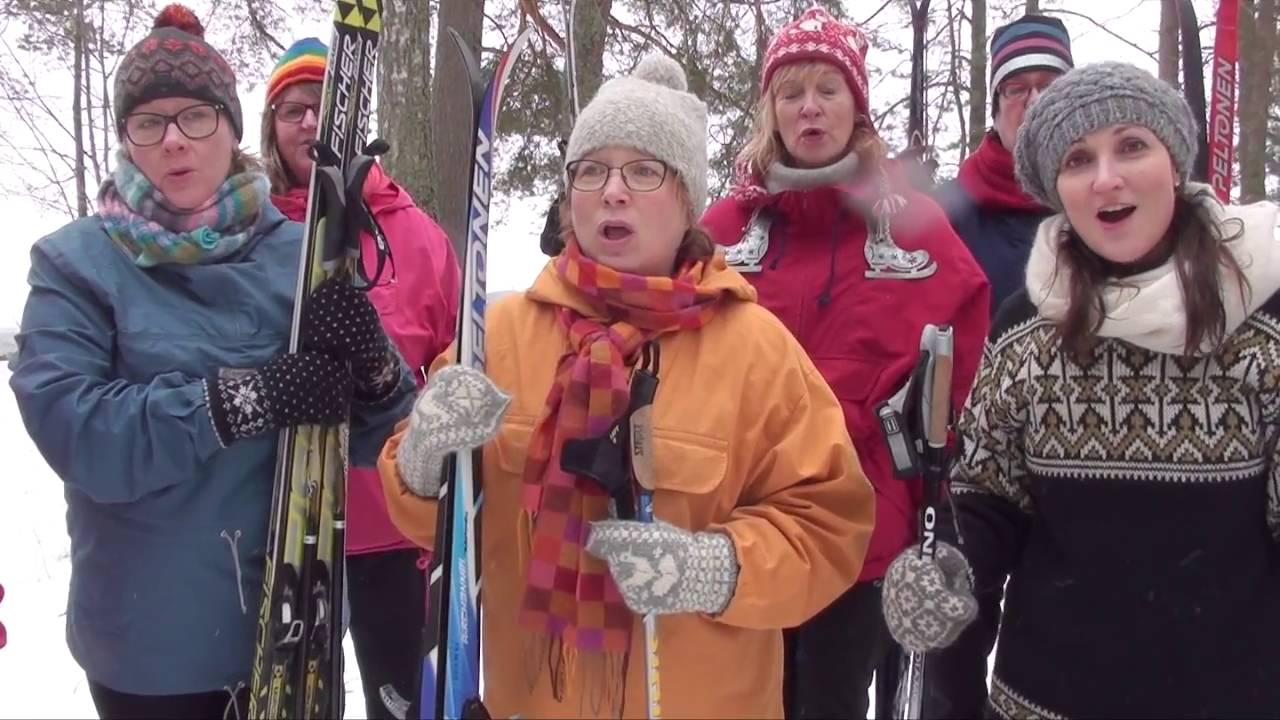 Jyväskylä Female Choir: Hiutaleet maahan leijailee - Snowflakes Hovering to the Earth