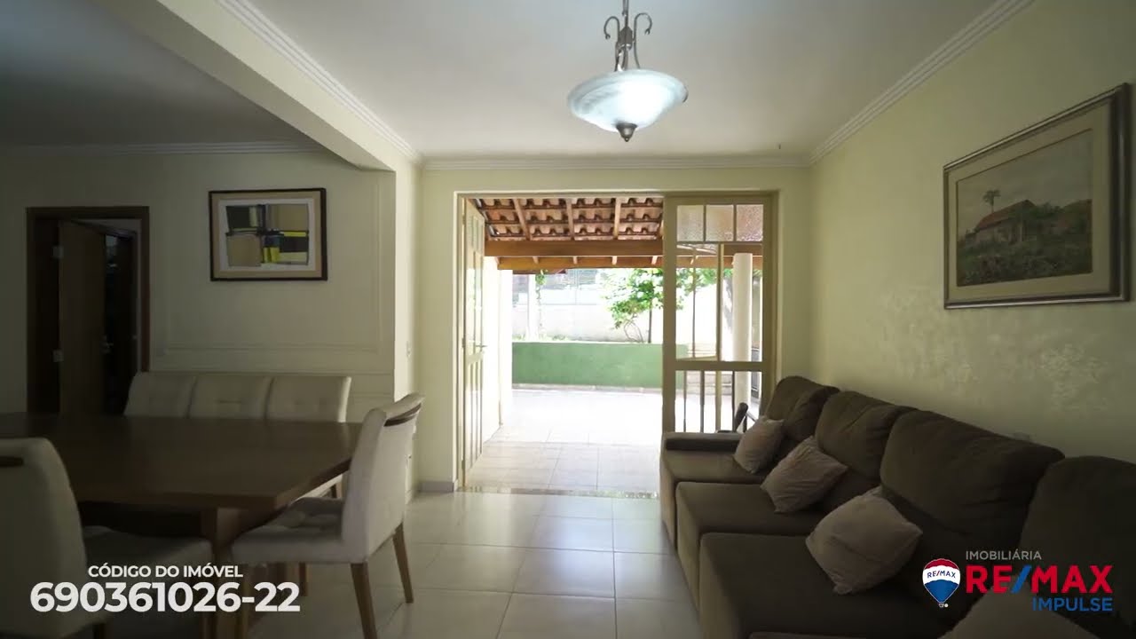 Casa com Pomar, Piscina e Ótimo Preço em Jundiaí/SP