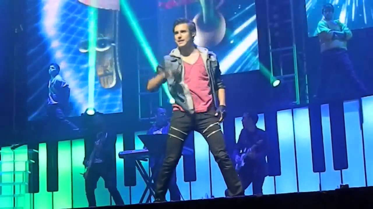 Violetta en Vivo,Diego desafia à Leon (Voy por ty)