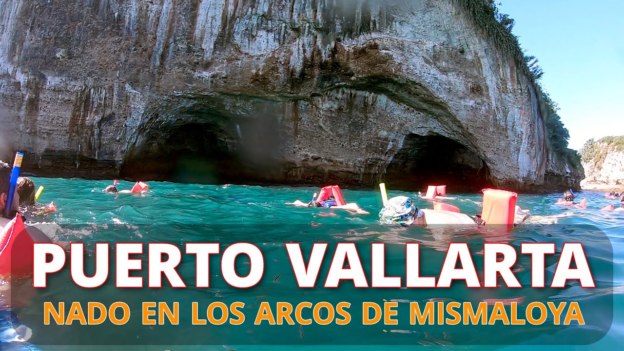 Nadando en Los Arcos de Mismaloya, Puerto Vallarta/Take a swim at the Mismaloya Arches in Vallarta