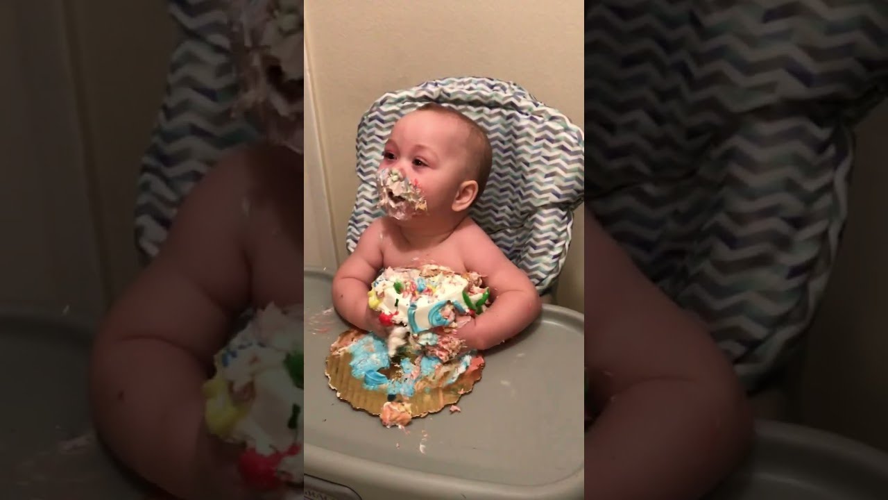 Son's First Birthday Smash Cake || ViralHog