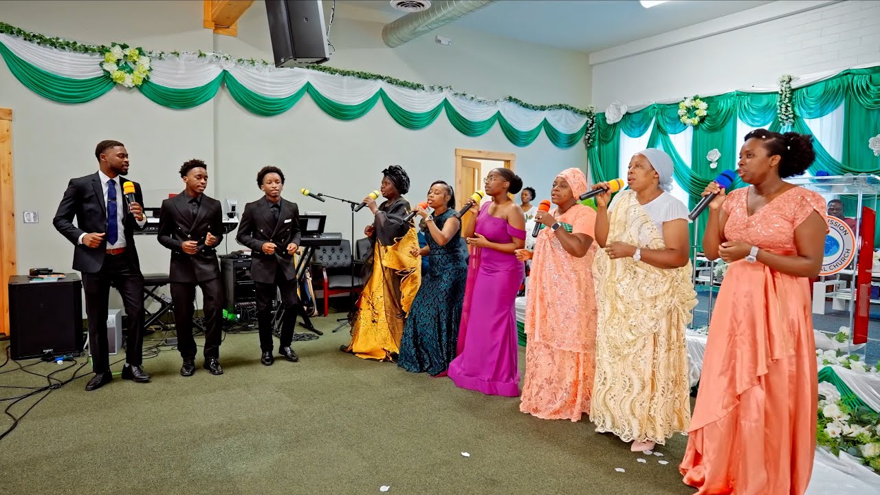 Kiki & Chantal's Wedding: New York Choir Performance