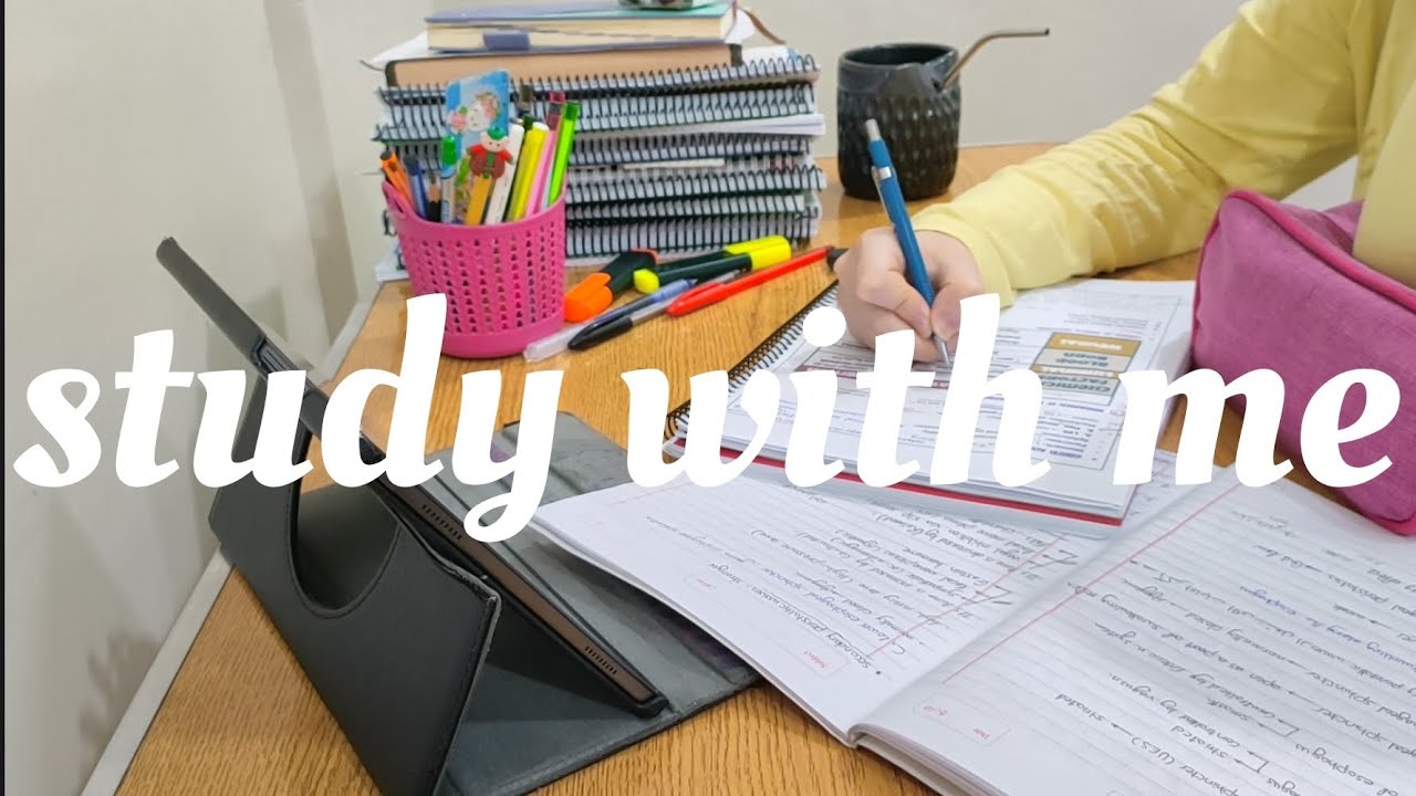Study with me 1hr on a rainy day 🌧️ I ذاكر معايا ساعه في يوم مطره 🌧️