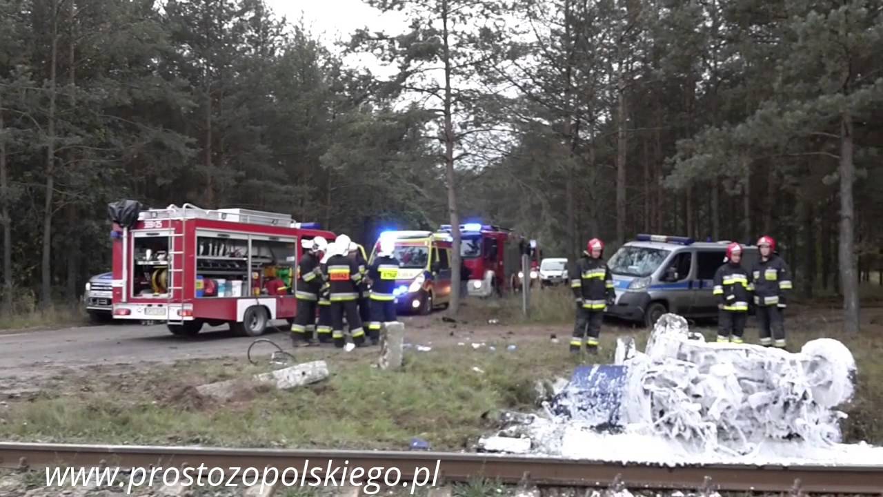 Samochodem wjechał pod pociąg Stare Siołkowice (pow. opolski, gm. Popielów)