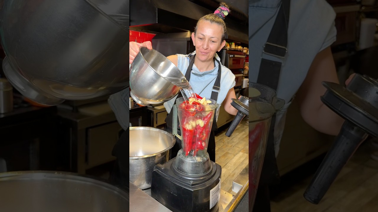 Chili sos🌶️tadı mı nasıl?biraz acı,biraz tatlı.tıpkı hayatın kendisi gibi,g&uuml;zel bişey işte.#kumpir