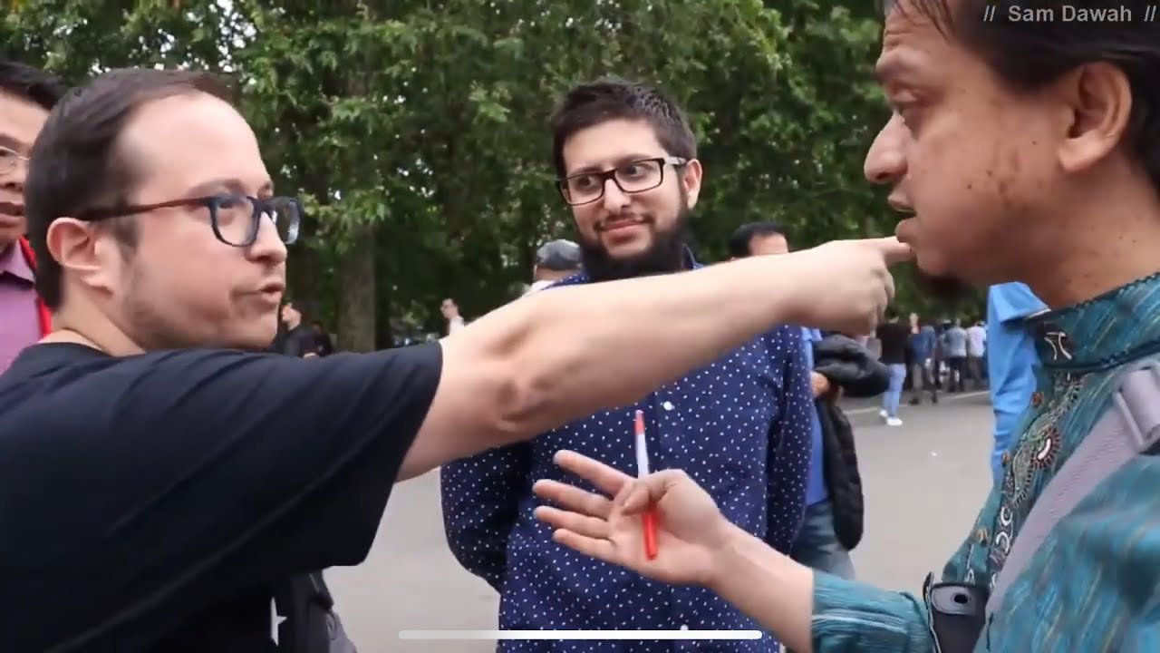 Shook up!! Mansur Vs Atheist | Speakers Corner | Hyde Park