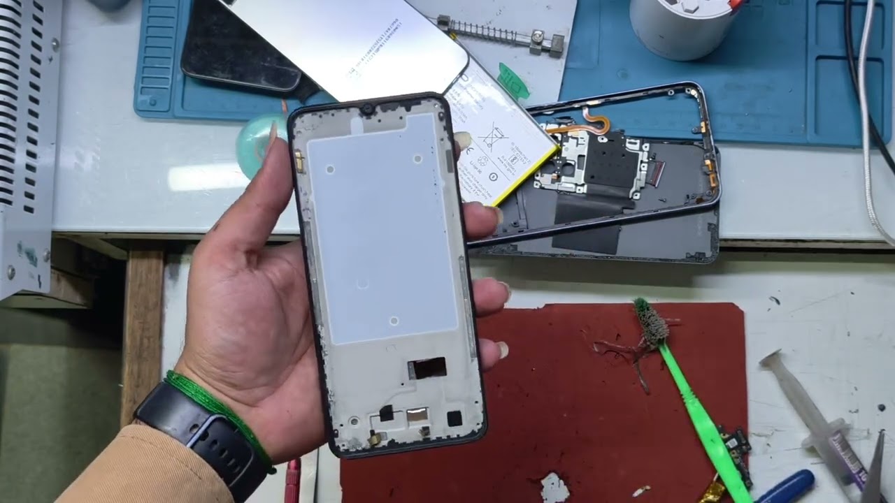 Mobile ka folder ya display kaise dalen aur mobile repairing kaise sikhe