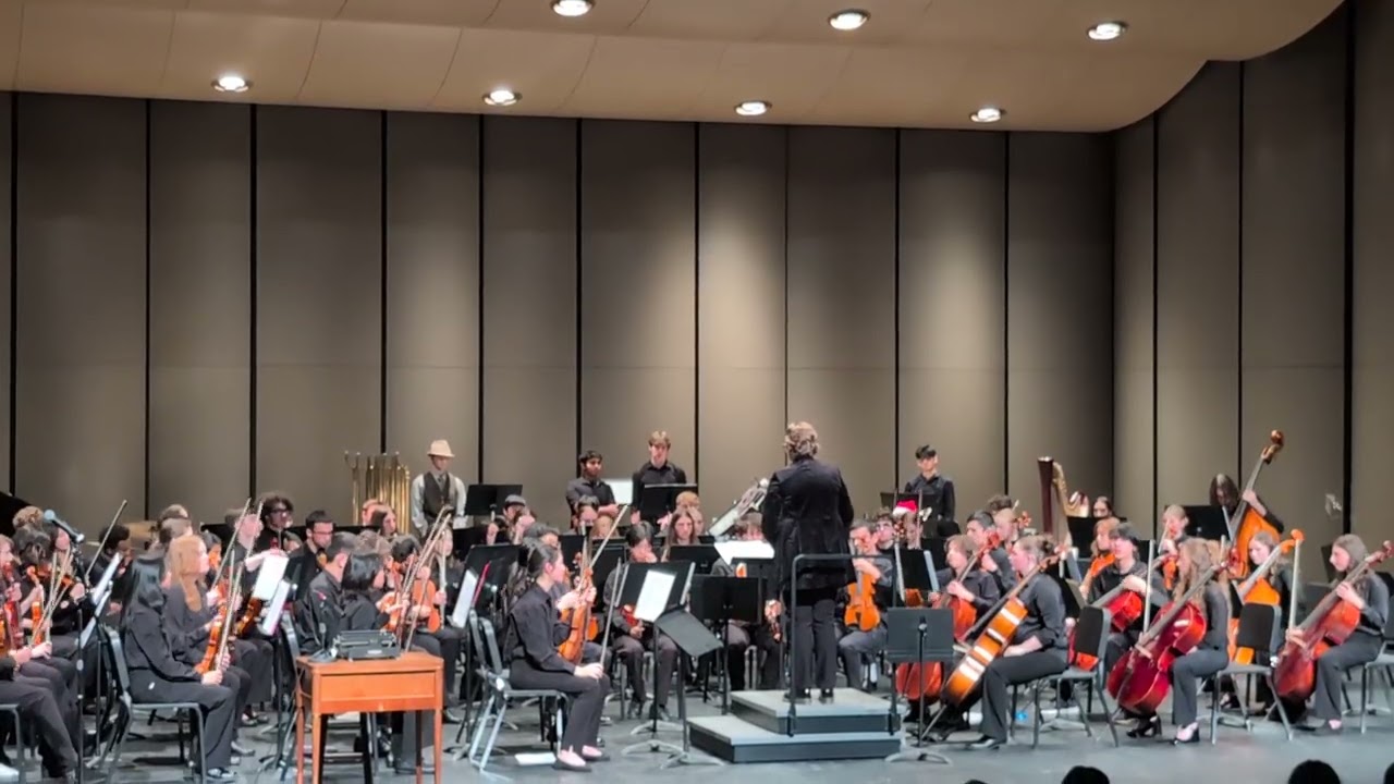 Shorewood Orchestra, White Christmas, December 2025