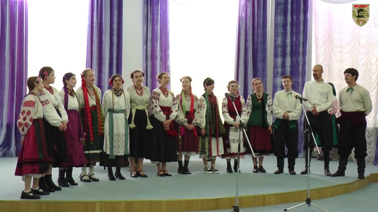 ЧЕРЕЗ ГОРУ ТА В ДОЛИНУ / Народний ансамбль української музики «Роксоланія»
